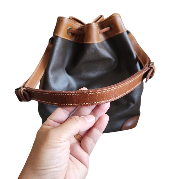 Hunting World - Picture 10 of 13